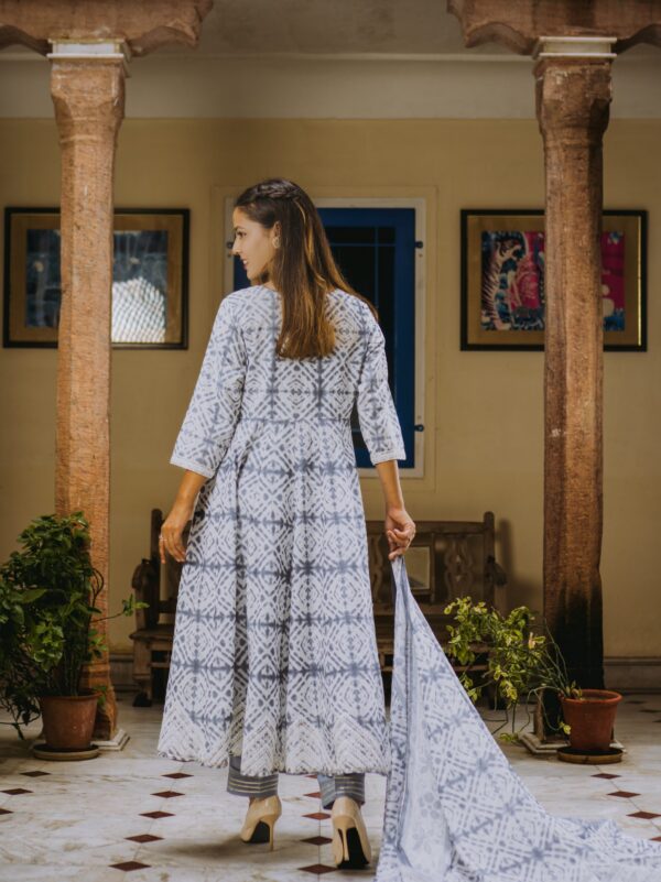 Anarkali Mirror Work Grey Cotton Suit Set - Image 4